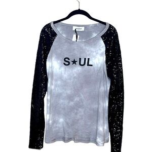 SOUL CYCLE Las‎ Vegas Sequin Sleeved Ling Sleeve T shirt
